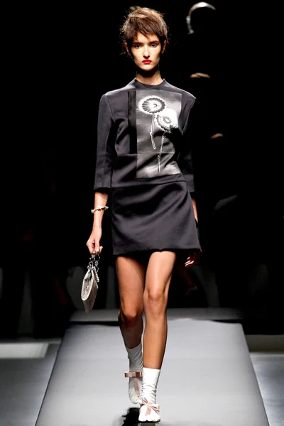 Look 2